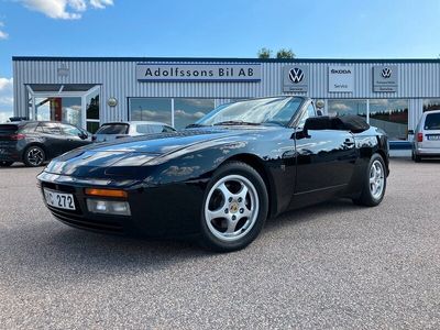 Porsche 944 S2