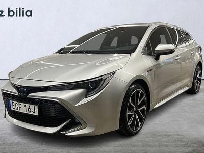 Begagnad Toyota Corolla Executive 152 HK (111 kW) 2019 Silver Kombi