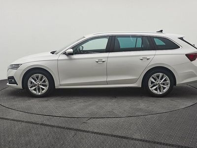 begagnad Skoda Octavia Kombi Style 1.0 110HK M-HEV DSG /Drag/Värmare/