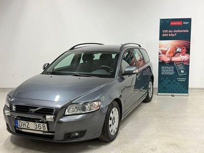 Begagnad Volvo V50 Momentum 109 HK (80 kW) 2010 Grå Kombi