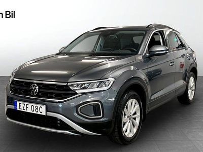 Grå Begagnad 2025 VW T-Roc Life SUV | 299 900 kr (Lite dyr)