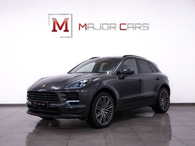 begagnad Porsche Macan PDK MOMS Sport Chrono Bose 14-Vägs Drag 21"