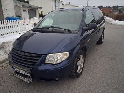 Blåmetallic Begagnad 2006 Chrysler Grand Voyager Executive Minibuss | 9 900 kr (Bra pris)