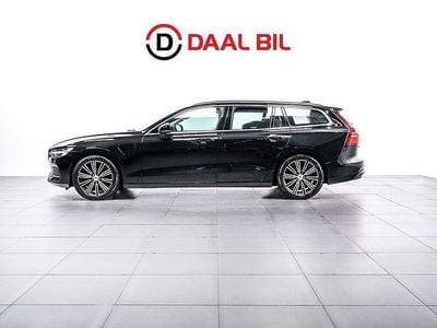 Begagnad Volvo V60 Core 253 HK (186 kW) 2022 Svart Kombi