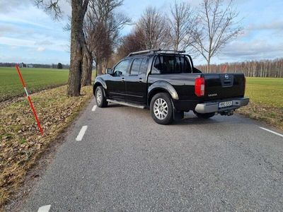 begagnad Nissan Navara Dubbelhytt 2.5 dCi 4x4 Euro 5 momsad