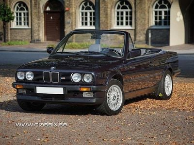 Blå Begagnad 1989 BMW 325 Cabriolet Cab | 460 000 kr