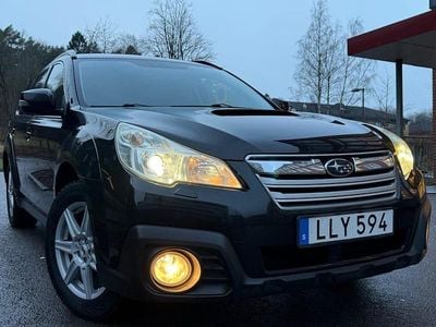 Svart Begagnad 2013 Subaru Outback Kombi | 49 900 kr (Marknadspris)