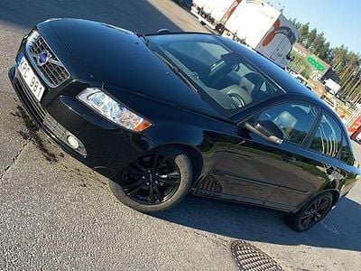 Sapphire black Begagnad 2012 Volvo S40 Sedan | 67 900 kr (Lite dyr)
