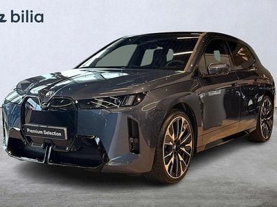 Blå Begagnad 2025 BMW iX M Sport SUV | 989 900 kr