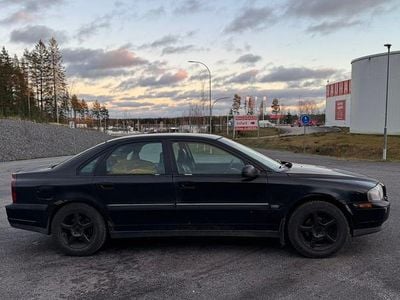 Begagnad 2000 Volvo S80 Sedan | 10 500 kr