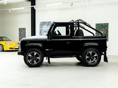 Svart Begagnad 2009 Land Rover Defender SUV | 1 095 000 kr