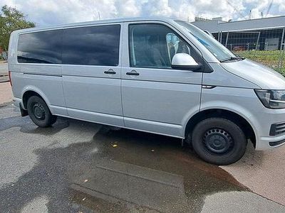 VW Caravelle