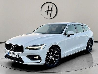 Vit Begagnad 2018 Volvo V60 Momentum Kombi | 229 900 kr (Marknadspris)