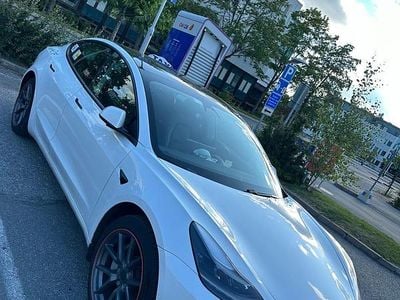 Begagnad 2021 Tesla Model 3 Long Range AWD Sedan | 250 000 kr
