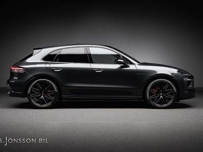 Volcano grey metallic Begagnad 2024 Porsche Macan GTS SUV | 1 039 000 kr