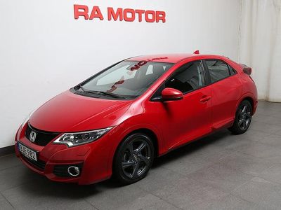 Röd Begagnad 2015 Honda Civic Elegance Halvkombi | 144 800 kr (Marknadspris)