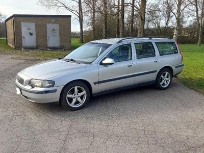 begagnad Volvo V70 2.4 Euro 4