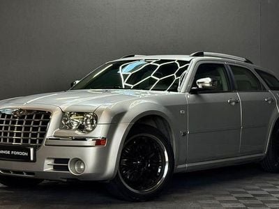 Begagnad Chrysler 300C 194 HK (142 kW) 2007 Silver Kombi