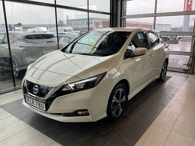 Begagnad Nissan Leaf Acenta 160 kW (218 HK) 2021 Vit Halvkombi