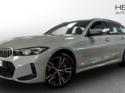 BMW 330e