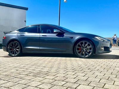 Begagnad Tesla Model S 559 kW (761 HK) 2019 Halvkombi