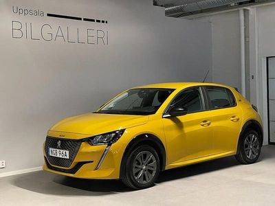 Gul Begagnad 2022 Peugeot e-208 Active Halvkombi | 169 900 kr (Marknadspris)