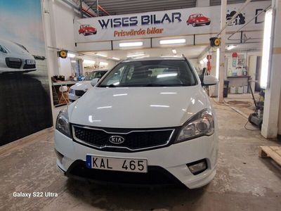 begagnad Kia Ceed 1.6 CRDi Euro 5 Få ägare Nyservad