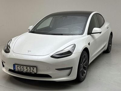 Vit Begagnad 2021 Tesla Model 3 Sedan | 273 000 kr (Superpris)