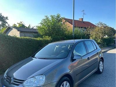 VW Golf V
