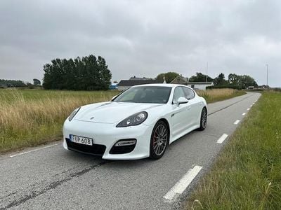 Porsche Panamera GTS