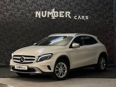 Begagnad Mercedes GLA220 170 HK (125 kW) 2015 Vit SUV