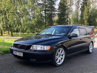 Begagnad 2001 Volvo V70 Kombi | 35 000 kr (Dyr)