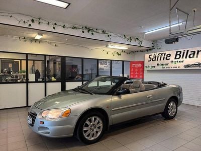 Begagnad Chrysler Sebring Cabriolet 203 HK (149 kW) 2004 Grå Cab