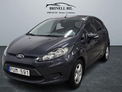 Begagnad Ford Fiesta 76 HK (55 kW) 2010 Grå Halvkombi