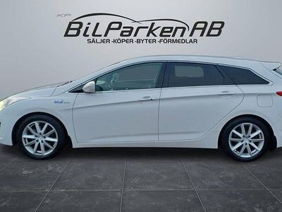 Vit Begagnad 2013 Hyundai i40 Kombi | 84 900 kr (Marknadspris)