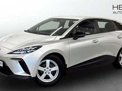 Grå (silver) Begagnad 2023 MG MG4 EV Halvkombi | 244 900 kr (Marknadspris)