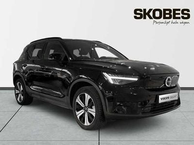Svart Begagnad 2023 Volvo XC40 SUV | 399 600 kr (Marknadspris)