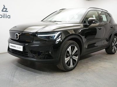 Svart Begagnad 2022 Volvo XC40 Ultimate SUV | 369 900 kr