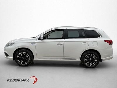 Begagnad Mitsubishi Outlander P-HEV 121 HK (88 kW) 2017 Vit SUV
