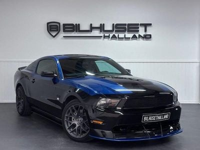 Flerfärgad Begagnad 2011 Ford Mustang GT Fastback Sportkupé | 299 900 kr