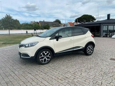 Flerfärgad Begagnad 2017 Renault Captur SUV | 90 000 kr (Marknadspris)