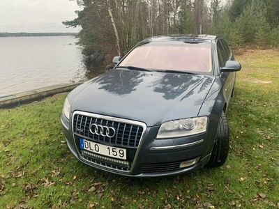 Audi A8L W12