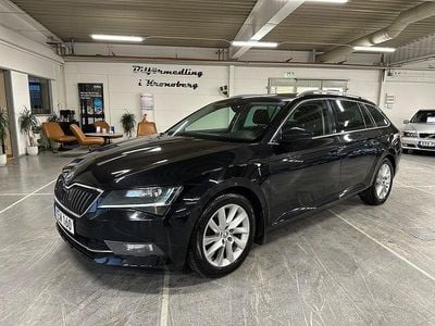 Begagnad Skoda Superb Style 190 HK (139 kW) 2016 Svart Kombi