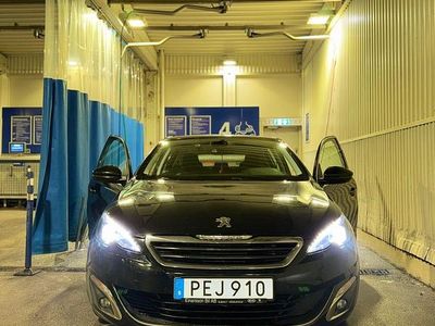 Begagnad Peugeot 308 120 HK (88 kW) 2017