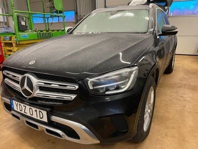 Mercedes GLC300