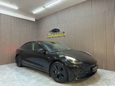 Svart Begagnad 2021 Tesla Model 3 Standard Range Plus Sedan | 309 900 kr (Lite dyr)