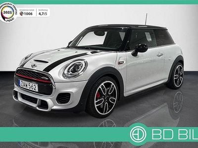 Begagnad Mini John Cooper Works Chili 231 HK (169 kW) 2017 Silvermetallic Halvkombi