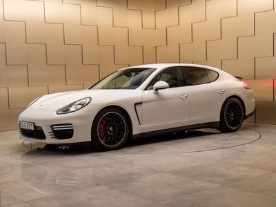 Porsche Panamera GTS