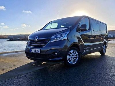 Begagnad Renault Trafic 170 HK (125 kW) 2021 Grå Minibuss