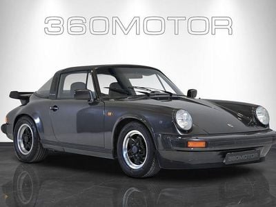 Begagnad Porsche 911SC 204 HK (150 kW) 1981 Grå Sportkupé